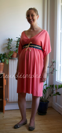Robe sur mesure pour femme enceinte, avec une ceinture type obi