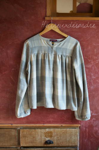 Blouse boutonnée flanelle grise à carreaux