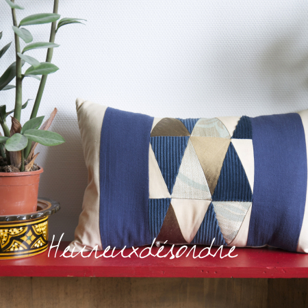 Housse de coussin en patchwork