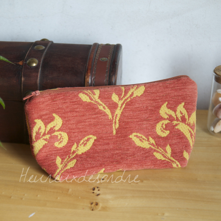 Trousse